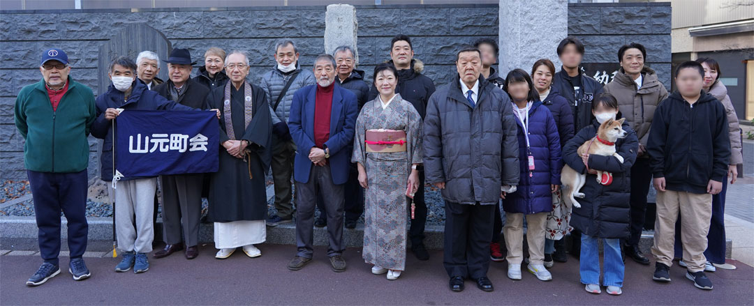 国旗掲揚式にて集合の画像