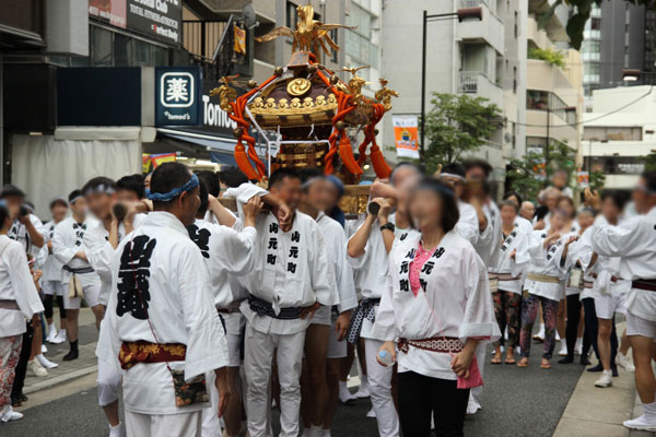 2016年祭礼 御神輿練り2の画像