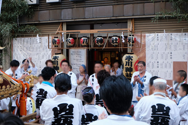 2018年祭礼 御神輿練りの画像